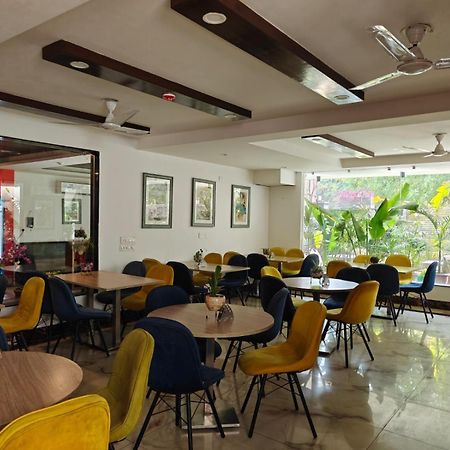 Posh Residency Huda City Center Gurgaon Extérieur photo
